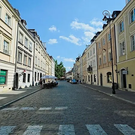 Urbannestgroup - Old Town - Stare - Freta 50 *