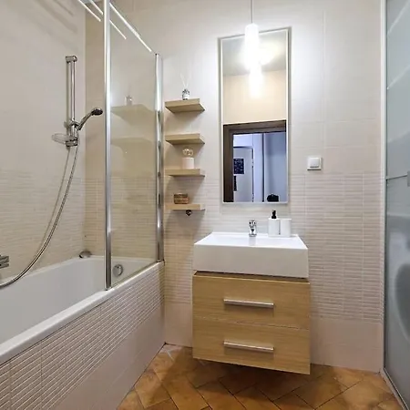 Urbannestgroup - Old Town - Stare - Freta 50 Apartment *