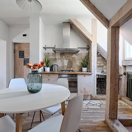 Apartment Urbannestgroup - Old Town - Stare - Freta 50 Warsaw