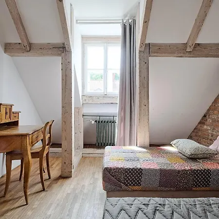 Urbannestgroup - Old Town - Stare - Freta 50 *