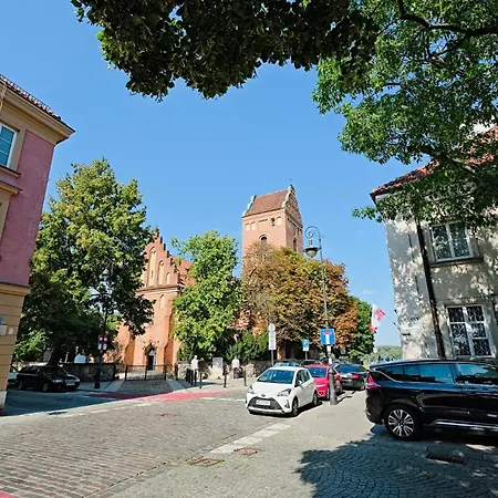 Urbannestgroup - Old Town - Stare - Freta 50 *